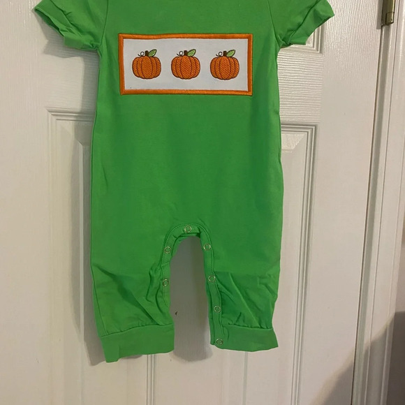 New Pumpkin Romper - Picture 2 of 6